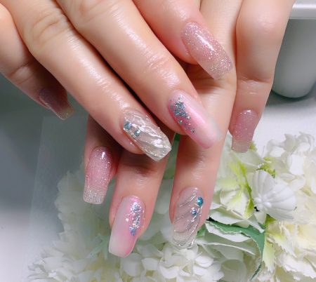 Cenbless　成増フェイシャル＆ネイルサロン　ピンク系夏アレンジ♪フラッシュ×貝モチーフのニュアンスネイル