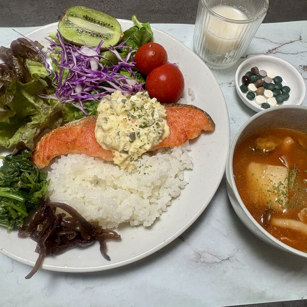 Cenbless 成増フェイシャル&ネイルサロン みけちゃんの手抜き朝食♪