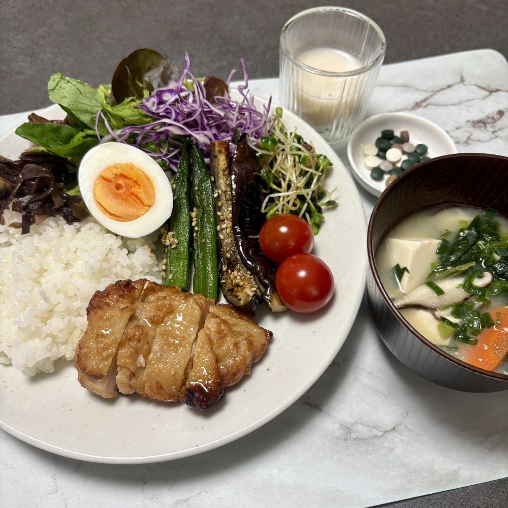 Cenbless 成増フェイシャル&ネイルサロン みけちゃんの手抜き朝食♪
