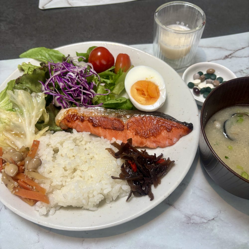 Cenbless 成増フェイシャル&ネイルサロン みけちゃんの手抜き朝食♪