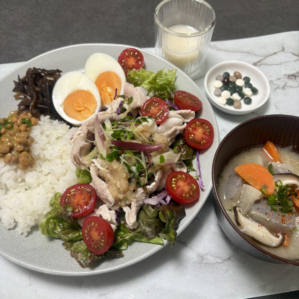 Cenbless 成増フェイシャル&ネイルサロン みけちゃんの手抜き朝食♪