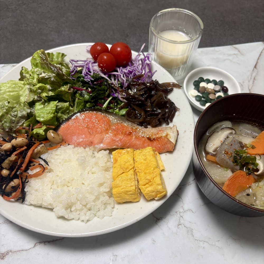 Cenbless 成増フェイシャル&ネイルサロン みけちゃんの手抜き朝食♪