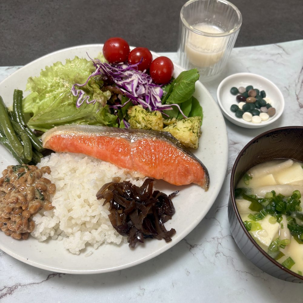 Cenbless 成増フェイシャル&ネイルサロン みけちゃんの手抜き朝食♪
