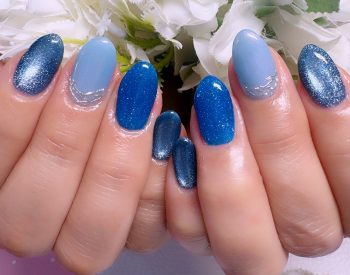 Cenbless 成増フェイシャル&ネイルサロン ブルーで楽しむ夏ネイル♪爽やかな煌めきが映える定額デザイン