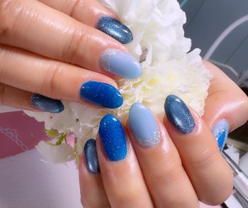 Cenbless 成増フェイシャル&ネイルサロン ブルーで楽しむ夏ネイル♪爽やかな煌めきが映える定額デザイン
