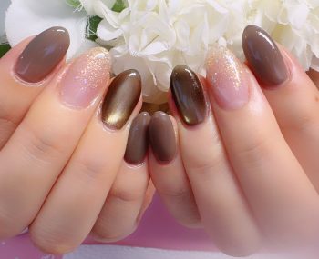 Cenbless　成増フェイシャル＆ネイルサロン　秋を先取り♪カーキブラウンで楽しむ大人の晩夏ネイル