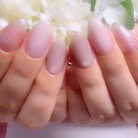 成増徒歩3分のフェイシャルエステ・ネイルサロン ビューティスタジオCenbless（センブレス）　涼しげな透明感が人気♪乳白色シアーネイル