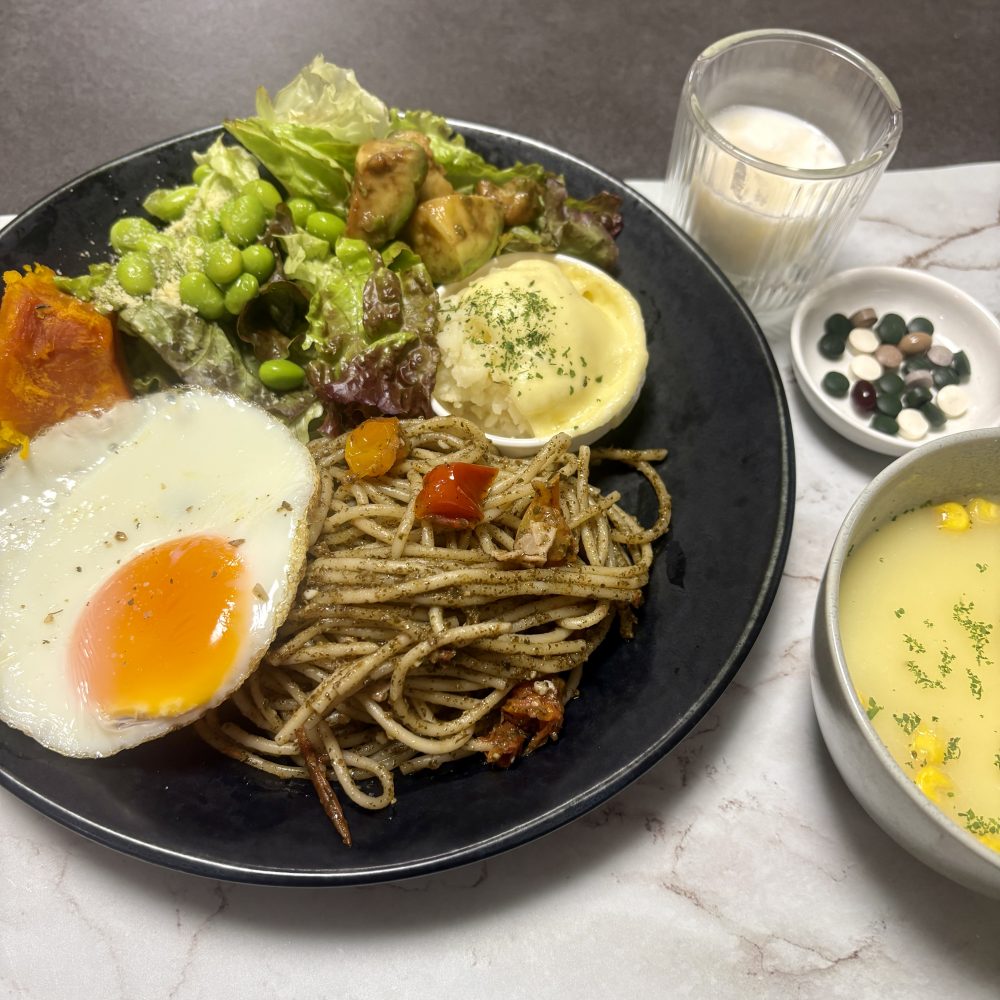 Cenbless　成増フェイシャル＆ネイルサロン　みけちゃんの手抜き朝食♪