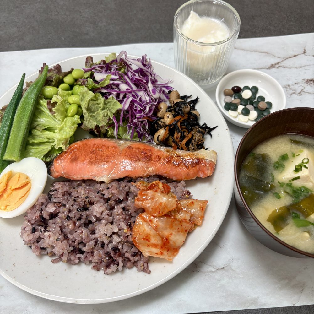 Cenbless　成増フェイシャル＆ネイルサロン　みけちゃんの手抜き朝食♪