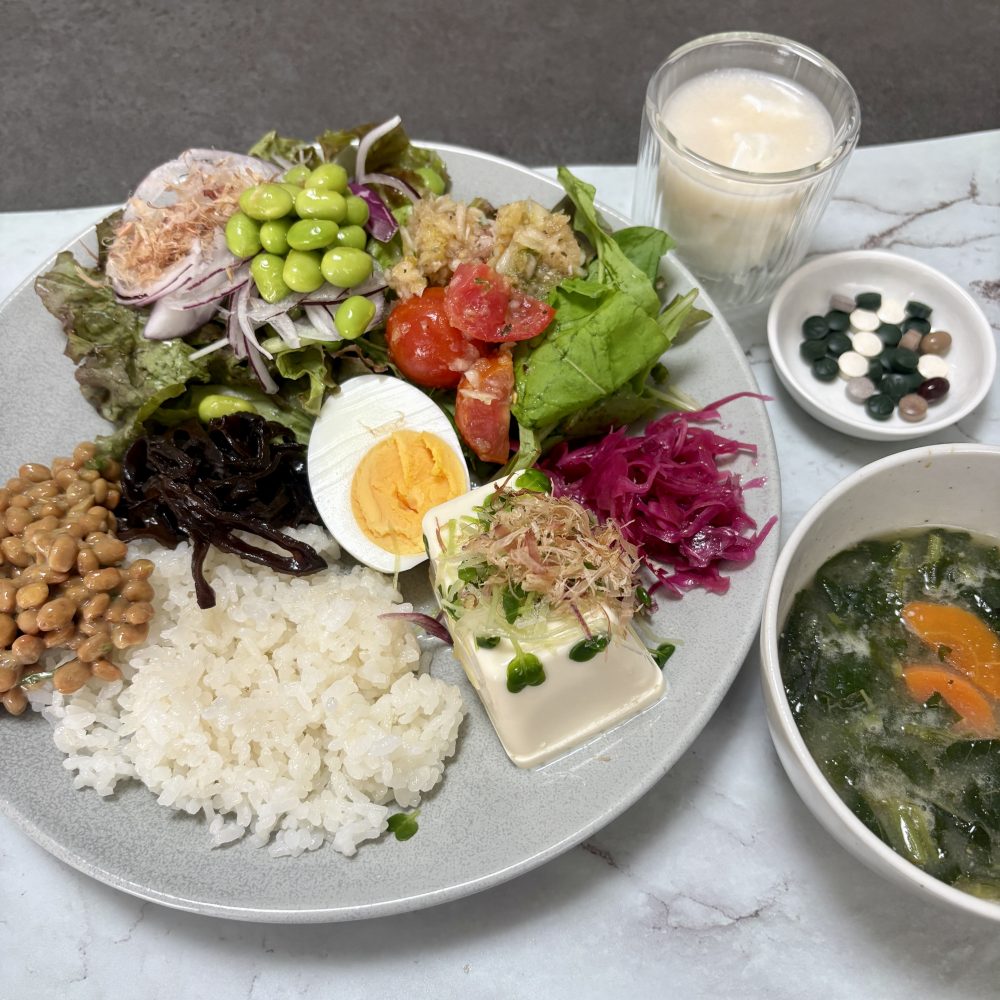 Cenbless　成増フェイシャル＆ネイルサロン　みけちゃんの手抜き朝食♪