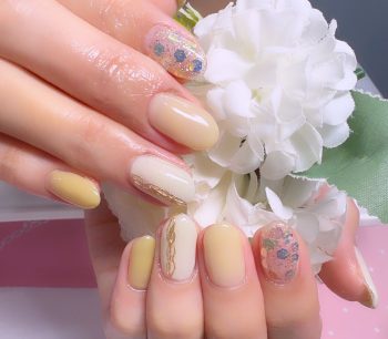 Cenbless 成増フェイシャル&ネイルサロン イチョウの色づきを思わせる♪ペールカラーの晩夏ネイル