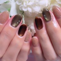 Cenbless　成増フェイシャル＆ネイルサロン　深みカラーが映える季節♪マグネット×フラッシュの大人秋ネイル