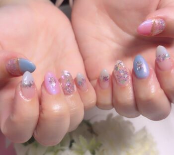 Cenbless　成増フェイシャル＆ネイルサロン　久しぶりのカラフルネイル♪オーロラ煌めく秋のキラキラデザイン