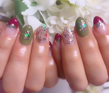 Cenbless　成増フェイシャル＆ネイルサロン　ワイン×カーキで秋色に♪キラキラ輝く大人ネイル