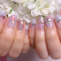 Cenbless　成増フェイシャル＆ネイルサロン　淡色カラーにオーロラの輝きを♪カラフルに楽しむ秋ネイル