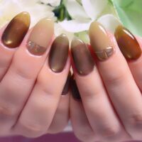 Cenbless　成増フェイシャル＆ネイルサロン　紅葉を思わせる秋色に♪カーキブラウンの大人ニュアンスネイル